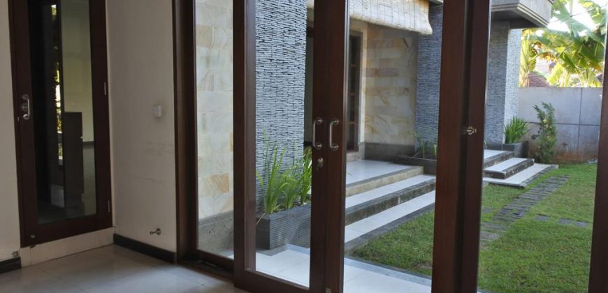 4-bedroom Villa Esmeralda in Sanur