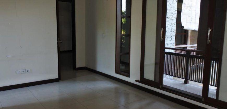 4-bedroom Villa Esmeralda in Sanur