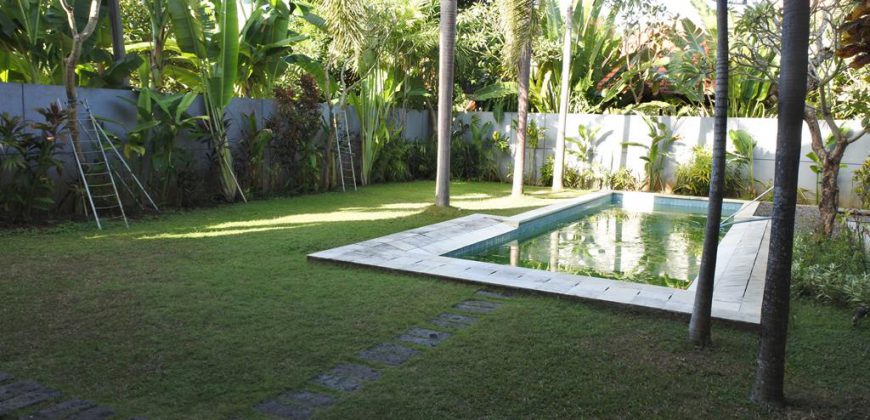 4-bedroom Villa Esmeralda in Sanur