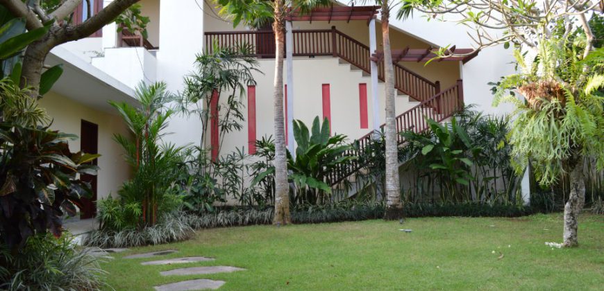 Villa Aylin in Canggu – AR222B