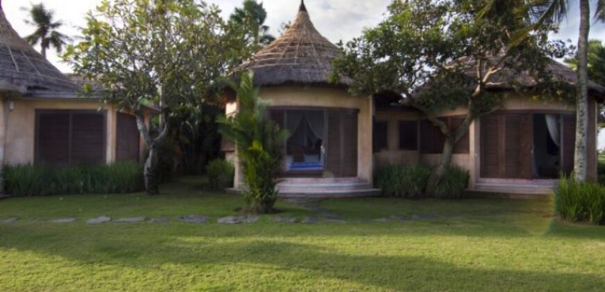 5-bedroom Villa Danielle in Cemagi