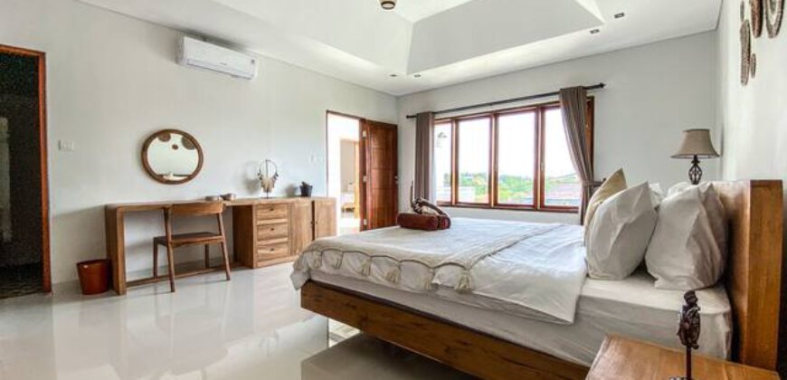 3-bedroom Villa Biru in Berawa