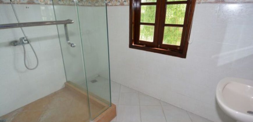 4-bedroom Villa Maeve in Umalas