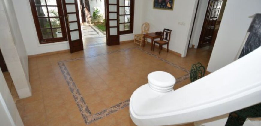 4-bedroom Villa Maeve in Umalas