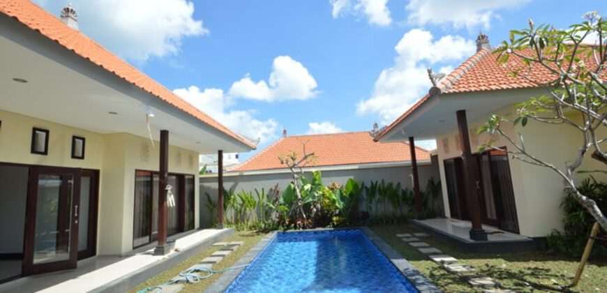 3-bedroom Villa Royalty in Kerobokan