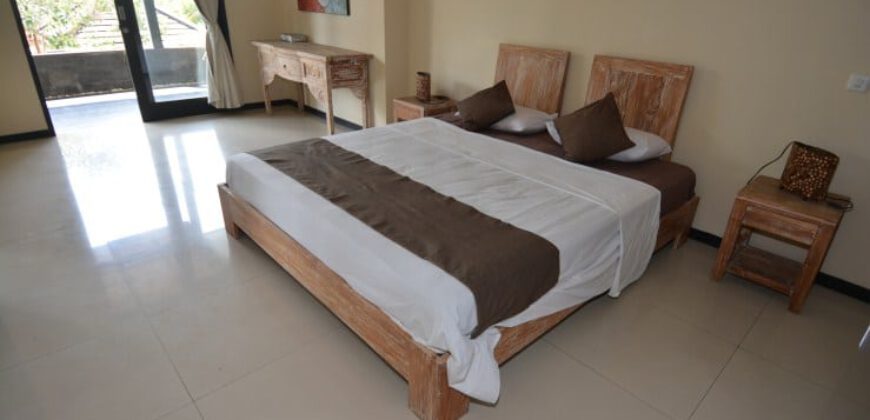 4-bedroom Villa Lillie in Canggu