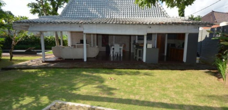 Villa Kinley in Berawa – AY709