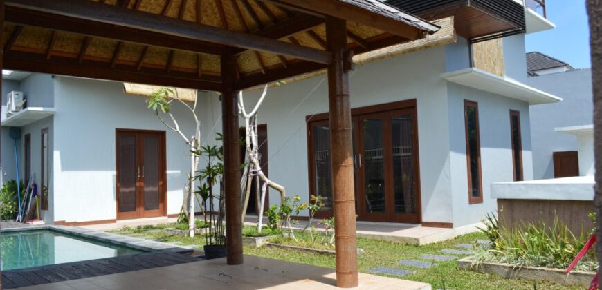 Villa Alamosa in Pecatu – AR176