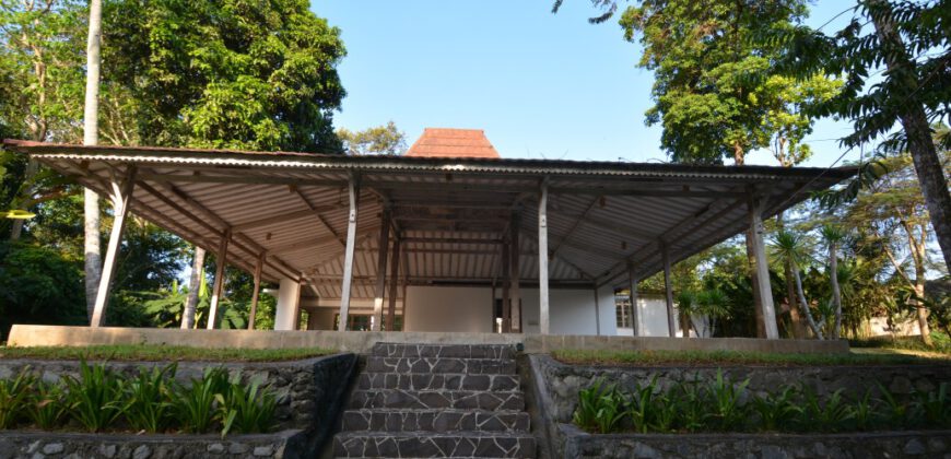 Villa Ventura For Sale in Ubud – AY562S