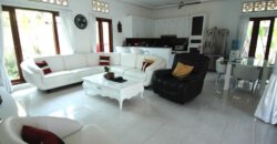 4-bedroom Villa Carmel in Sanur