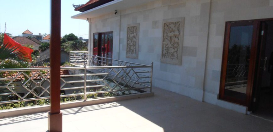 Villa Floriane in Seminyak – YA345