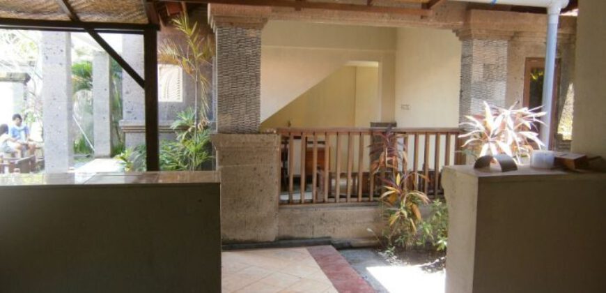Villa Laure in Sanur – YA45