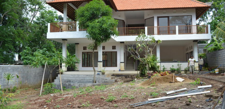 3-bedroom House Gombert in Canggu