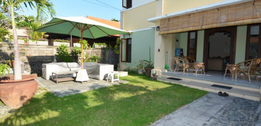 House Payung in Sanur – AY893