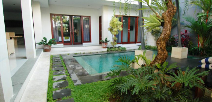 5-bedroom Villa Siphra in Kerobokan
