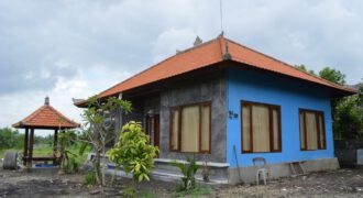 House Retno in Canggu – AR238
