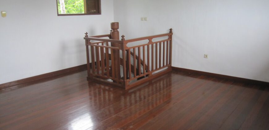 3-bedroom House Janequin in Sanur