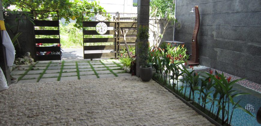 2-bedroom Villa Larilari in Kerobokan