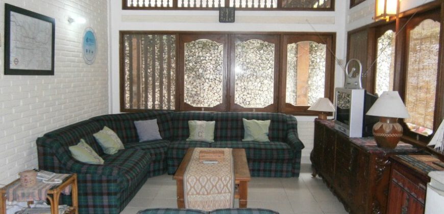 4-bedroom House Topaz in Sanur