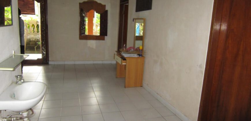3-bedroom House Henny in Sanur