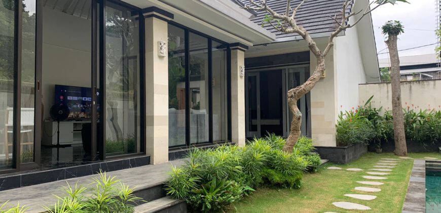 3-Bedroom Villa Duadua in Pererenan