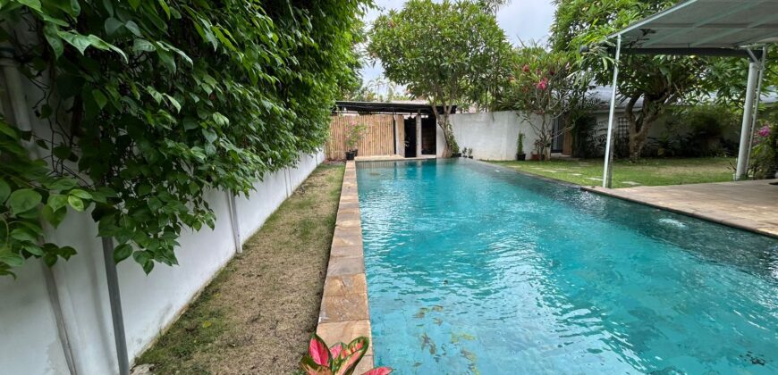 4-Bedroom Beach Side Villa Nyx in Sanur