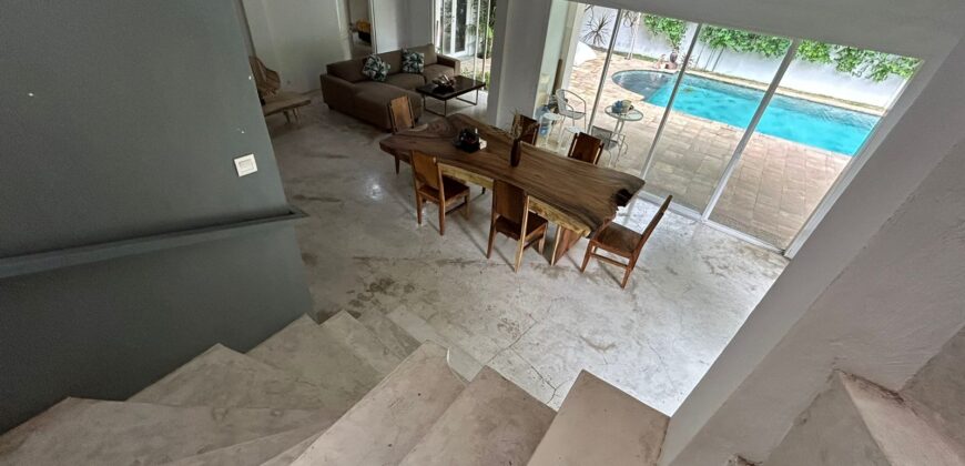 4-Bedroom Beach Side Villa Nyx in Sanur
