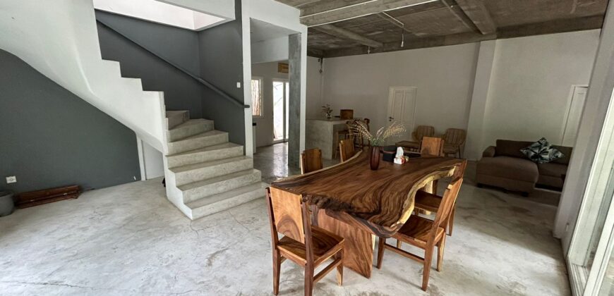 4-Bedroom Beach Side Villa Nyx in Sanur